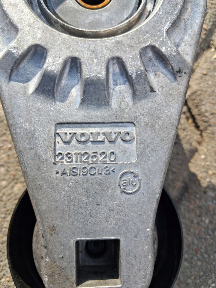 VOLVO ROLKA NAPINACZ PASKA ALTERNATORA RENAULT RANGE GAMA T VOLVO FH 4 5 - Dzinējs un rezerves daļas - Kravas automašīna: foto 3 VOLVO ROLKA NAPINACZ PASKA ALTERNATORA RENAULT RANGE GAMA T VOLVO FH 4 5 - Dzinējs un rezerves daļas - Kravas automašīna: foto 3
