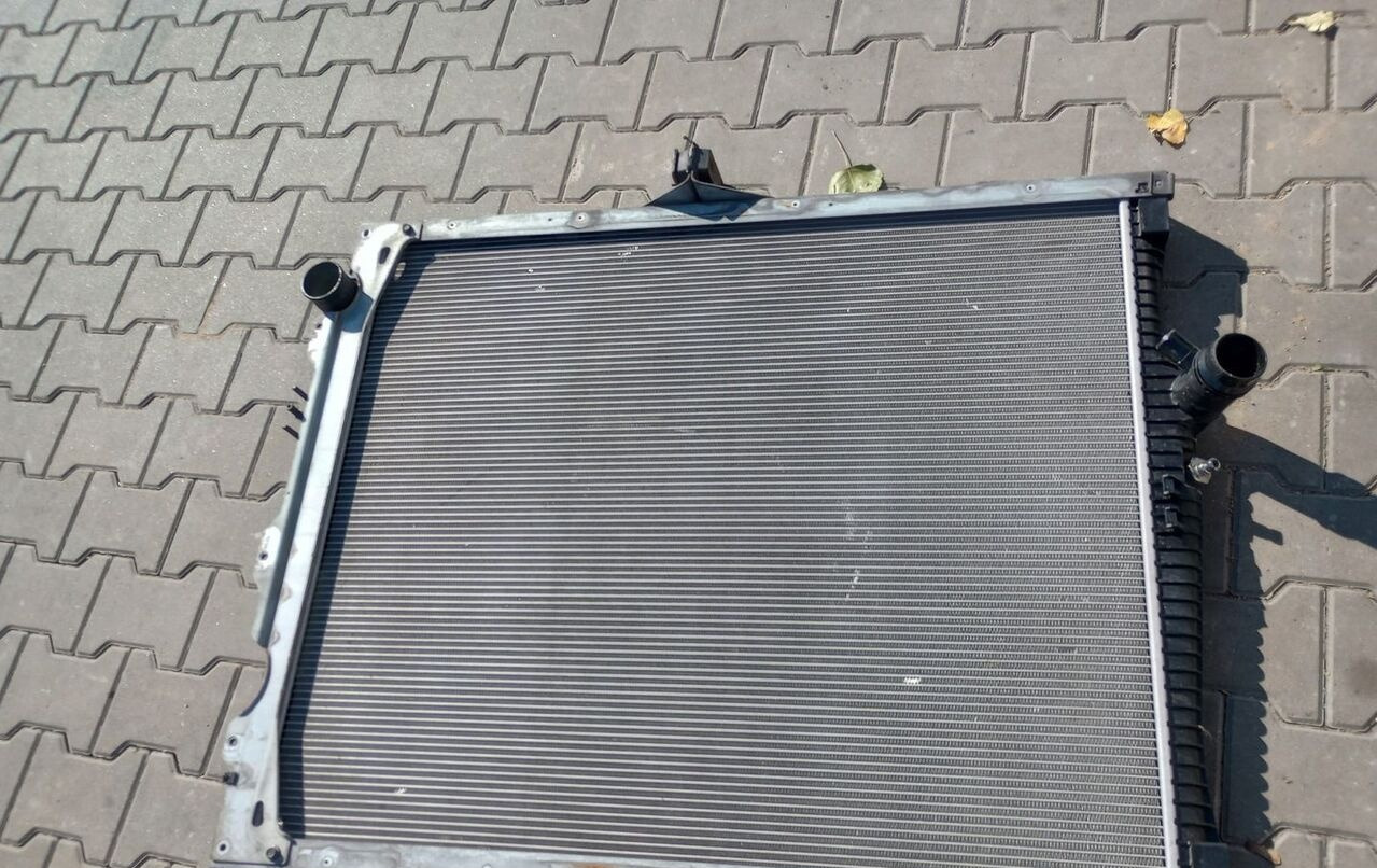 Volvo CHŁODNICA WODY CIECZY VOLVO FH 4 RENAULT GAMA T - Radiators - Kravas automašīna: foto 1 Volvo CHŁODNICA WODY CIECZY VOLVO FH 4 RENAULT GAMA T - Radiators - Kravas automašīna: foto 1