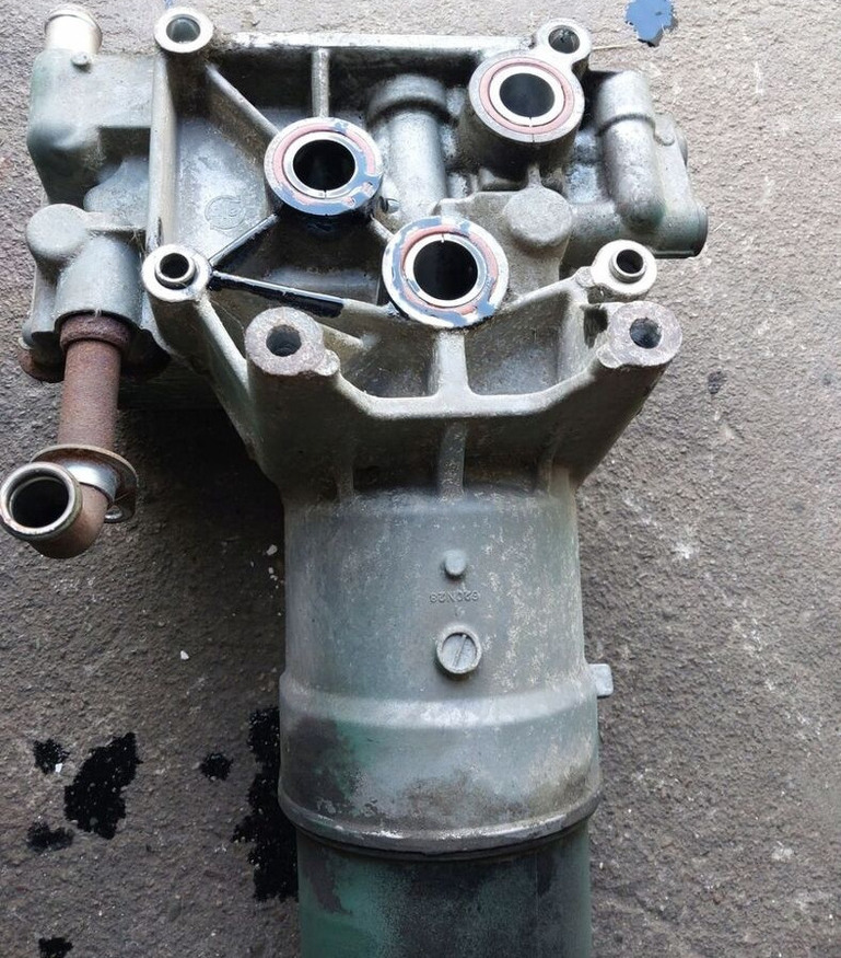 Volvo FL RENAULT GAMA D8K - Eļļas filtrs - Kravas automašīna: foto 1 Volvo FL RENAULT GAMA D8K - Eļļas filtrs - Kravas automašīna: foto 1