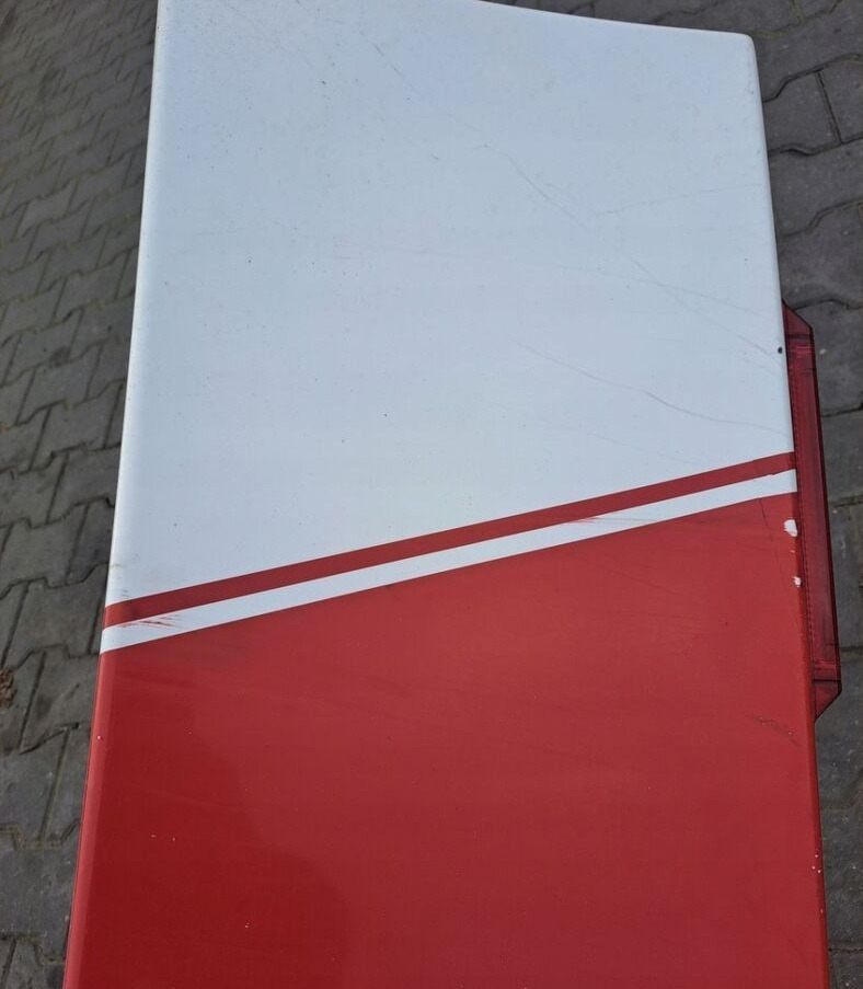 Volvo OWIEWKA LEWA SPOILER ZAKABINOWY VOLVO FH 12 13 - Aerodinamika/ Spoileris - Kravas automašīna: foto 1 Volvo OWIEWKA LEWA SPOILER ZAKABINOWY VOLVO FH 12 13 - Aerodinamika/ Spoileris - Kravas automašīna: foto 1