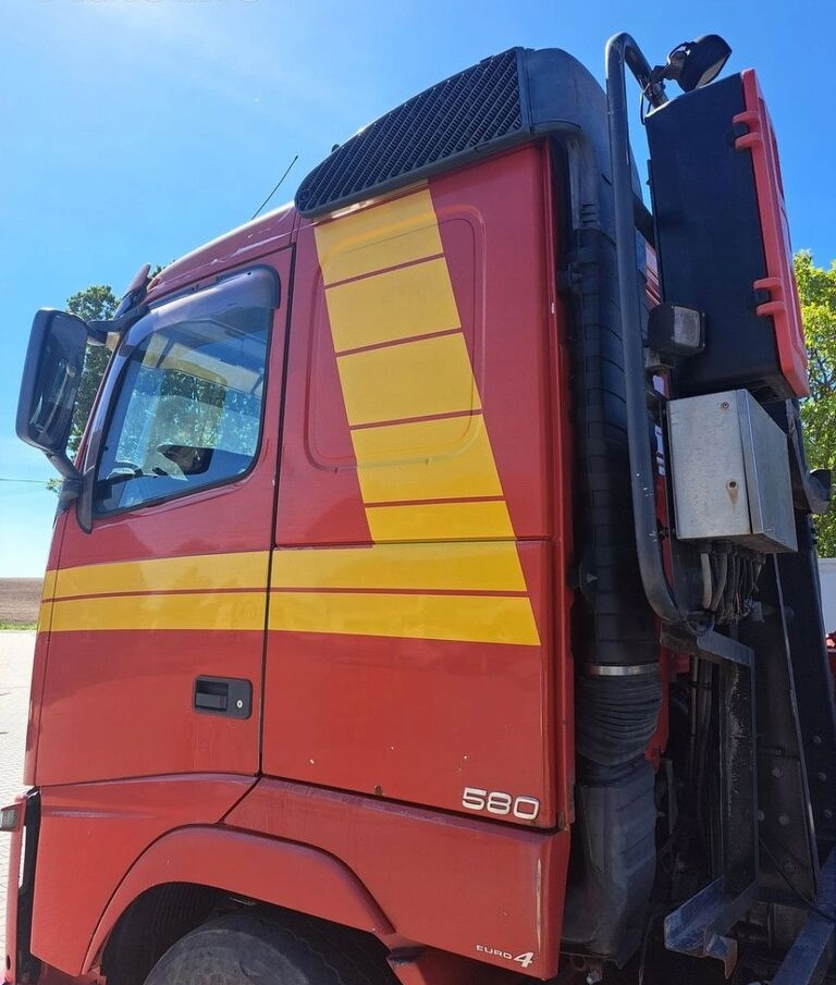 Volvo SPRZEDAM KABINĘ FH 16 EURO 5 NISKA. Volvo - Kabīne - Kravas automašīna: foto 5 Volvo SPRZEDAM KABINĘ FH 16 EURO 5 NISKA. Volvo - Kabīne - Kravas automašīna: foto 5
