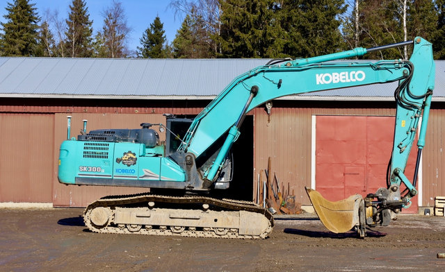 Kobelco SK300 LC-11 - Kāpurķēžu ekskavators: foto 2 Kobelco SK300 LC-11 - Kāpurķēžu ekskavators: foto 2