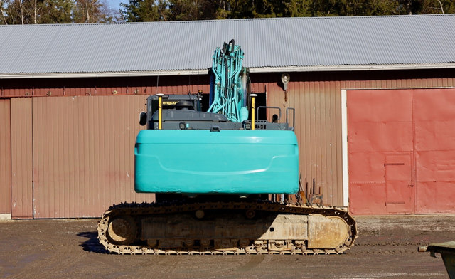 Kobelco SK350 LC-10 - Kāpurķēžu ekskavators: foto 4 Kobelco SK350 LC-10 - Kāpurķēžu ekskavators: foto 4