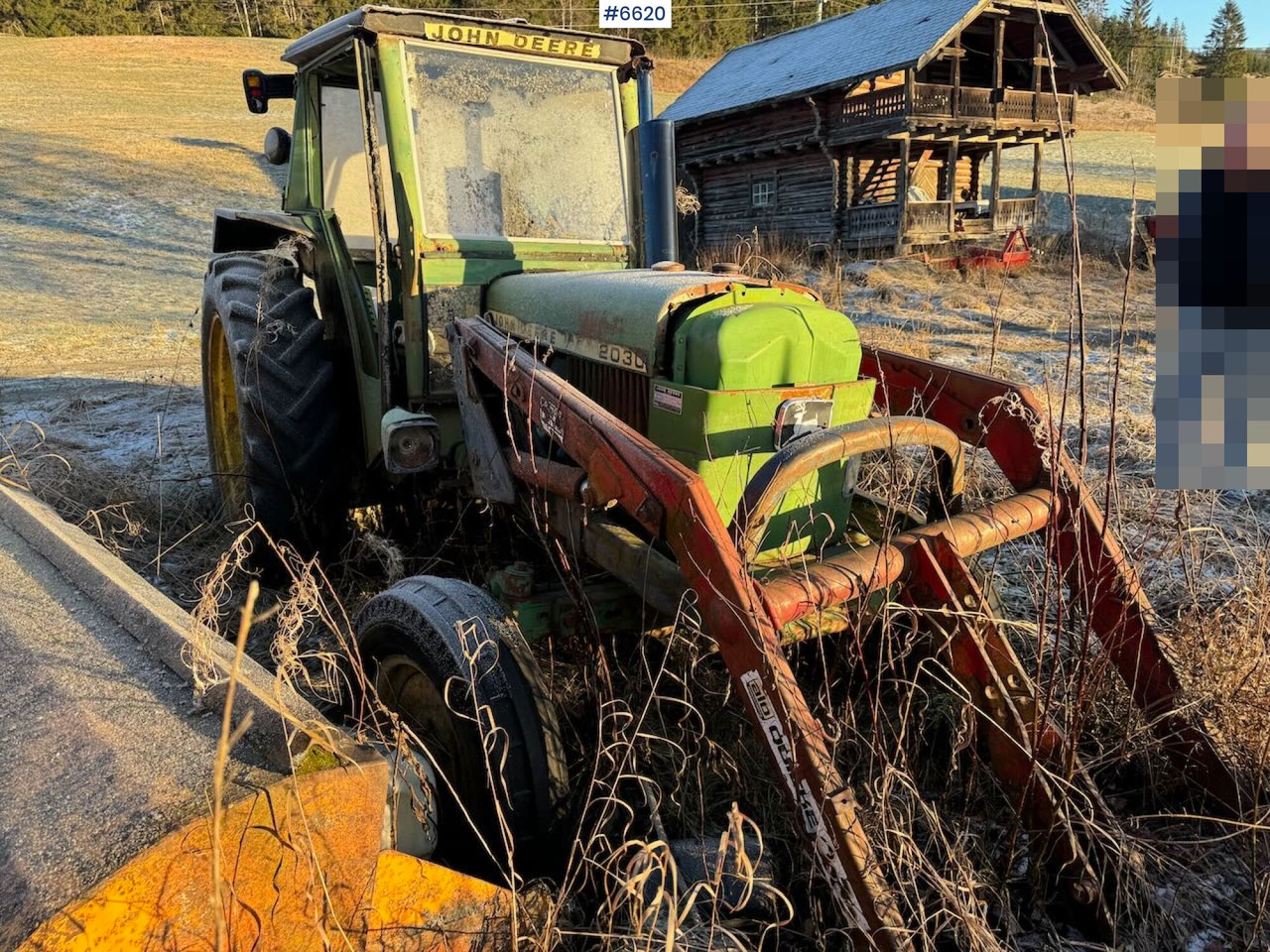 1977 John Deere 2030 w/ front loader. Repair object. - Traktors: foto 5 1977 John Deere 2030 w/ front loader. Repair object. - Traktors: foto 5