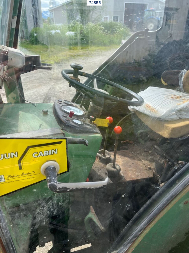 1980 John Deere 1030 tractor w/ twin deck and duun cabin. See hours. - Traktors: foto 3 1980 John Deere 1030 tractor w/ twin deck and duun cabin. See hours. - Traktors: foto 3