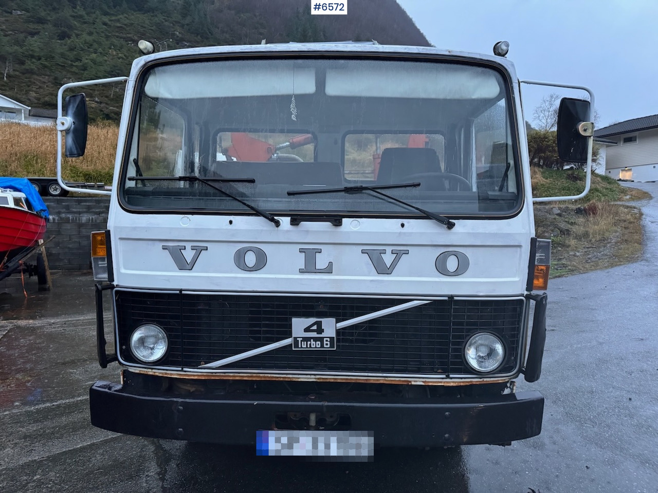 1980 Volvo F408 Turbo 6 4x2 w/ crane - Bortu kravas automašīna/ Platforma, Kravas auto ar manipulatoru: foto 4 1980 Volvo F408 Turbo 6 4x2 w/ crane - Bortu kravas automašīna/ Platforma, Kravas auto ar manipulatoru: foto 4