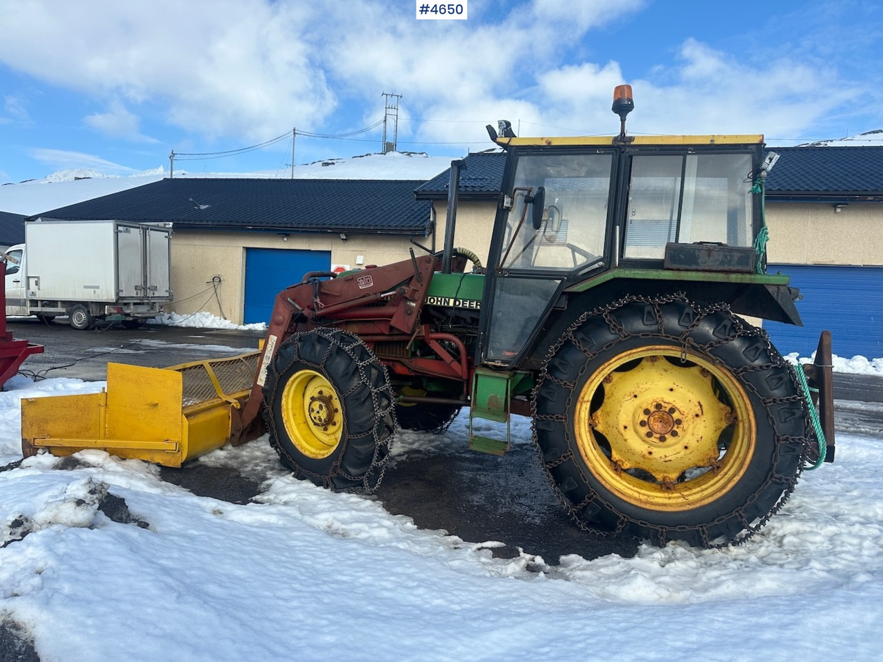 1981 John Deere 2040 w/ loader, triangle, snow blower, pallet forks and hydraulic unit. WATCH VIDEO. - Traktors: foto 2 1981 John Deere 2040 w/ loader, triangle, snow blower, pallet forks and hydraulic unit. WATCH VIDEO. - Traktors: foto 2