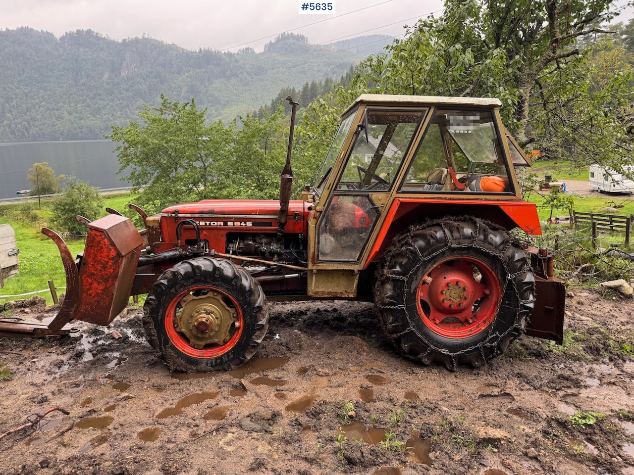 1981 Zetor 5945 forest-equipped - Traktors: foto 1 1981 Zetor 5945 forest-equipped - Traktors: foto 1