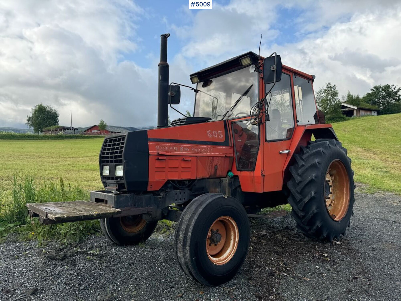 1984 Volvo BM Valmet 605 Turbo 4x2 - Traktors: foto 1 1984 Volvo BM Valmet 605 Turbo 4x2 - Traktors: foto 1