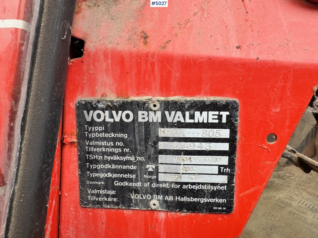 Traktors 1985 Volvo Valmet 805 Turbo 4x4 w/ Front loader: foto 34
