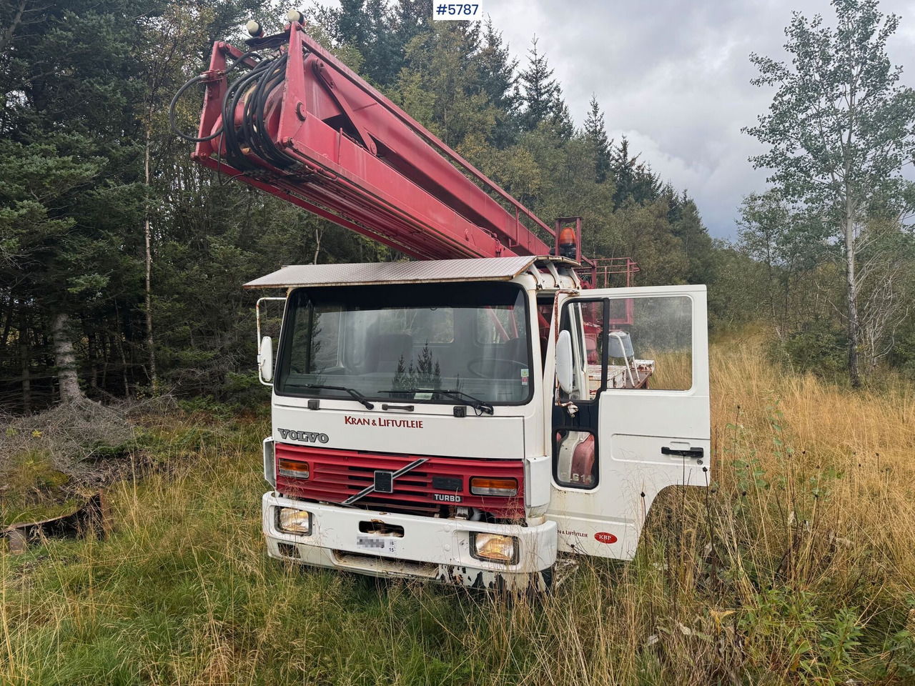 1986 Volvo FL614 with Lift. SEE VIDEO! - Autopacēlājs: foto 2 1986 Volvo FL614 with Lift. SEE VIDEO! - Autopacēlājs: foto 2