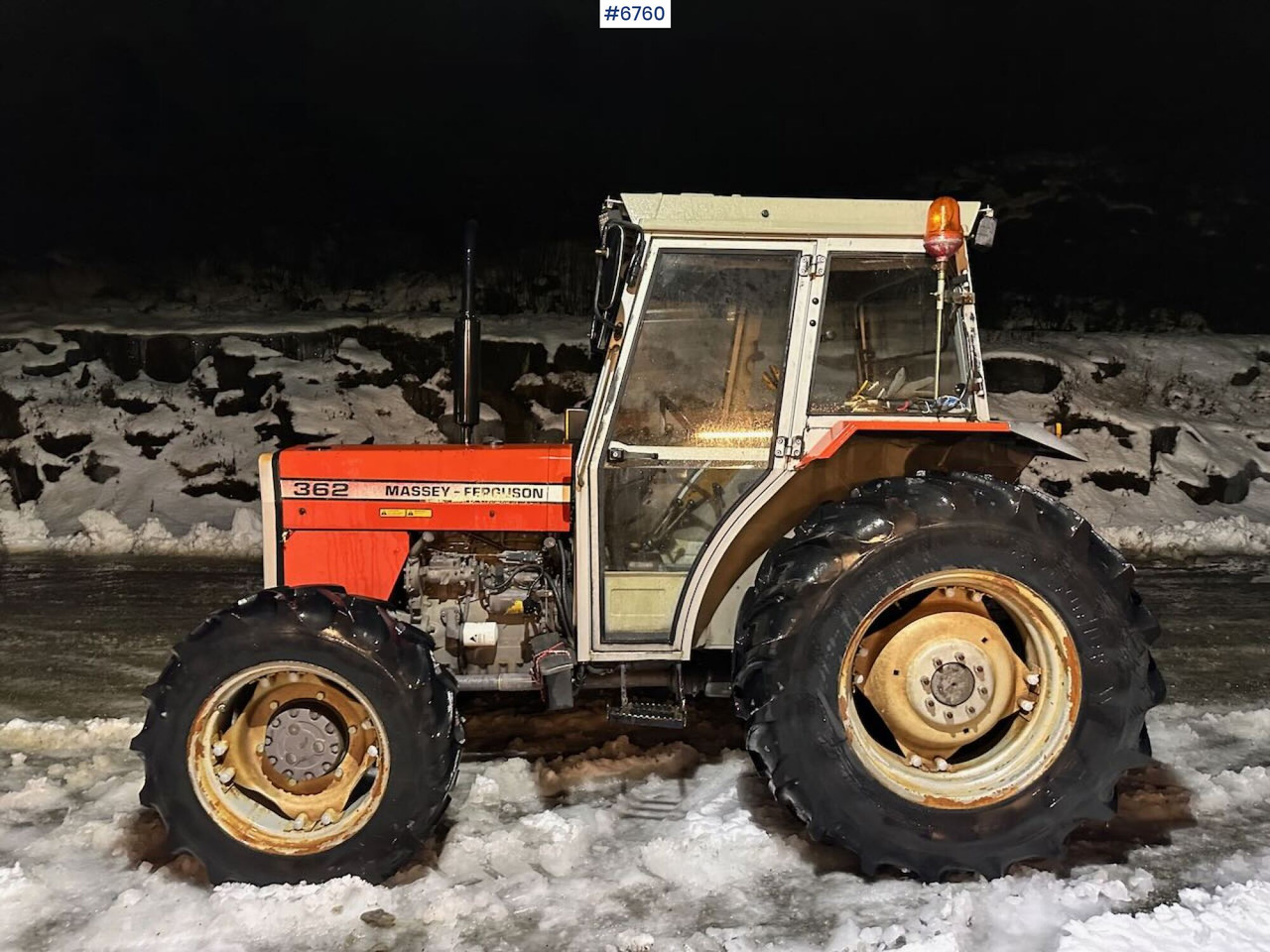 1991 Massey-Ferguson 362 4x4 tractor with chains - Traktors: foto 3 1991 Massey-Ferguson 362 4x4 tractor with chains - Traktors: foto 3