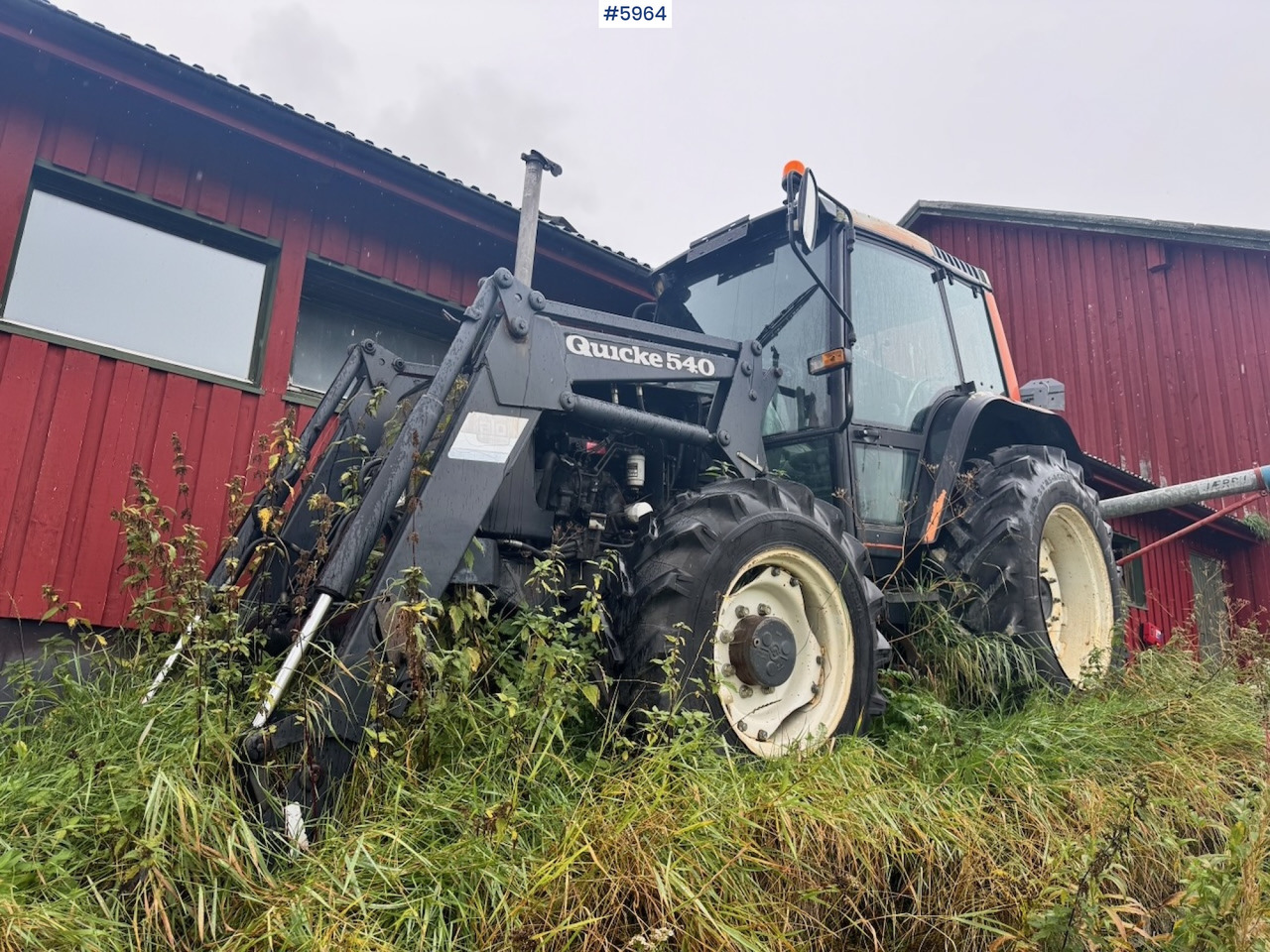 1991 Valmet 6100 Turbo with front loader and bucket - Traktors: foto 4 1991 Valmet 6100 Turbo with front loader and bucket - Traktors: foto 4