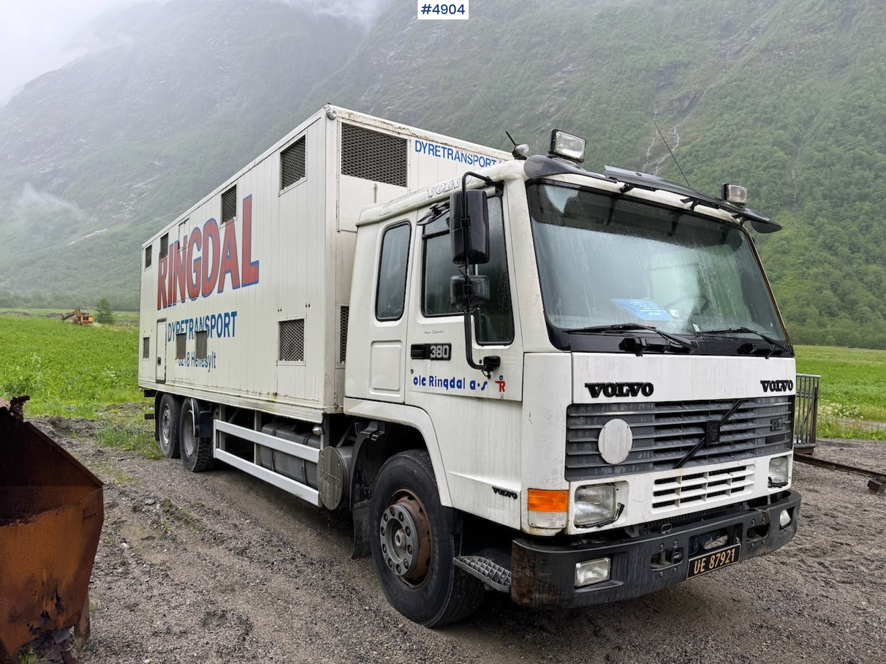 1996 Volvo FL12 6x2 Animal transport. - Kravas automašīna dzīvnieku pārvadāšanai: foto 3 1996 Volvo FL12 6x2 Animal transport. - Kravas automašīna dzīvnieku pārvadāšanai: foto 3