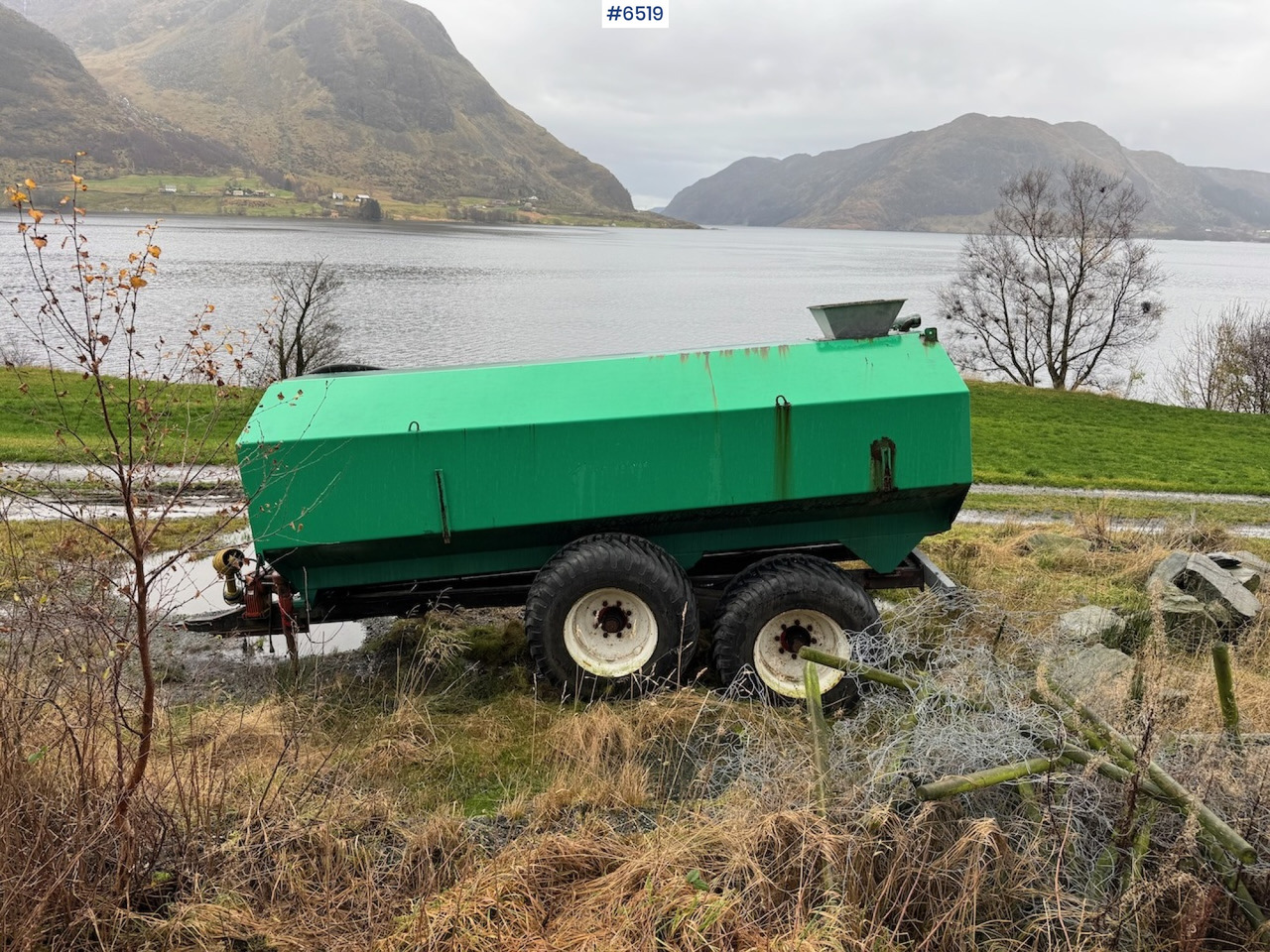 1997 Moi Guffen 15,000 liters w/ cannon. - Šķidrmēslu muca: foto 1 1997 Moi Guffen 15,000 liters w/ cannon. - Šķidrmēslu muca: foto 1