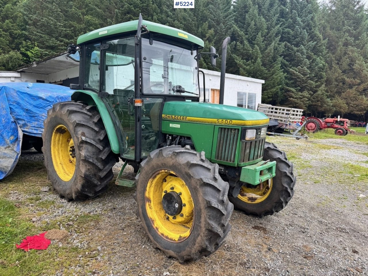 1998 John Deere 5400 4x4 Tractor. 1500 hours! - Traktors: foto 1 1998 John Deere 5400 4x4 Tractor. 1500 hours! - Traktors: foto 1