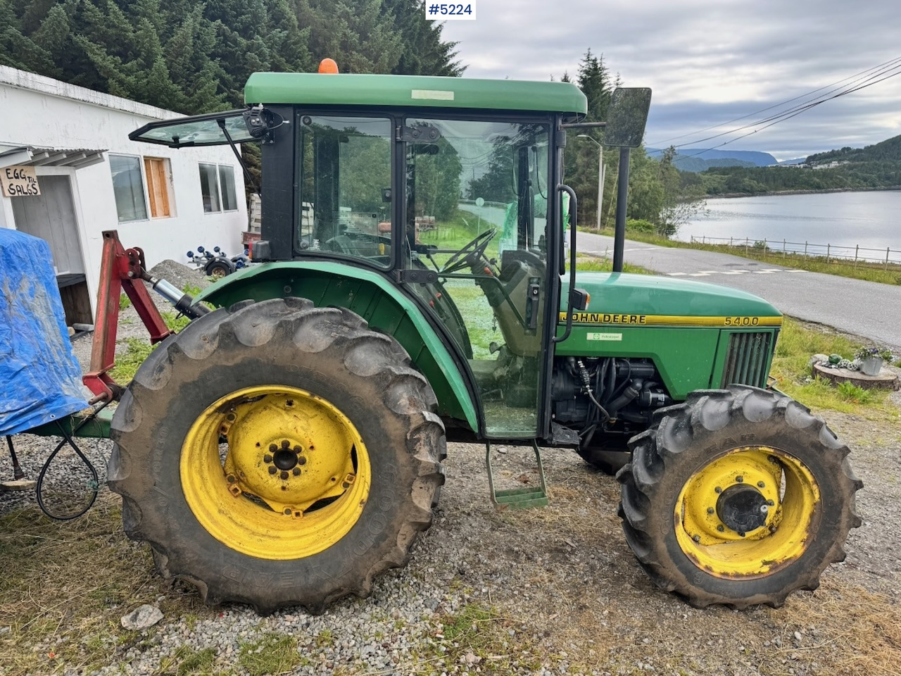 1998 John Deere 5400 4x4 Tractor. 1500 hours! - Traktors: foto 2 1998 John Deere 5400 4x4 Tractor. 1500 hours! - Traktors: foto 2
