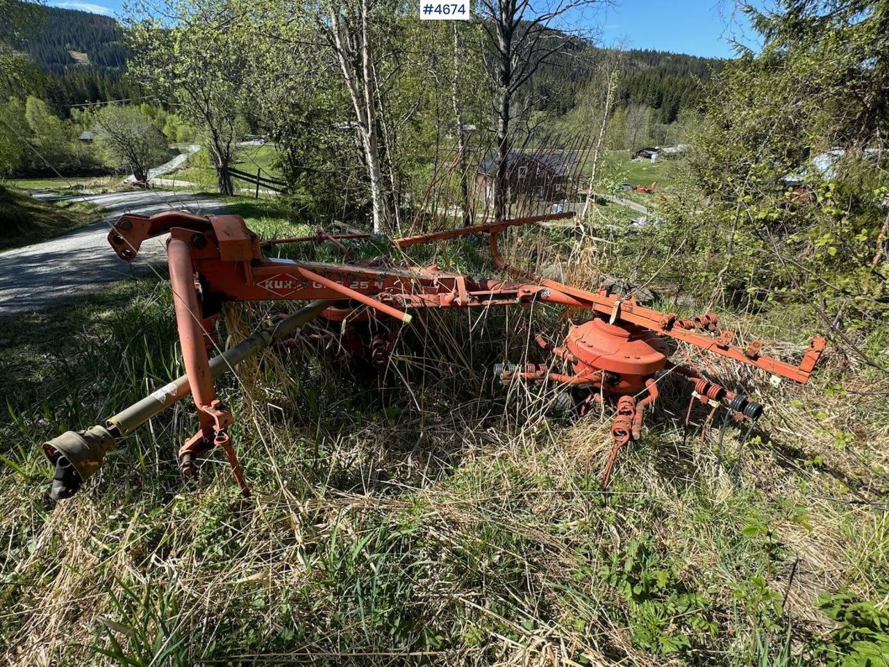 1998 Kuhn GRS 25 - Siena sagatavošanas tehnika: foto 1 1998 Kuhn GRS 25 - Siena sagatavošanas tehnika: foto 1