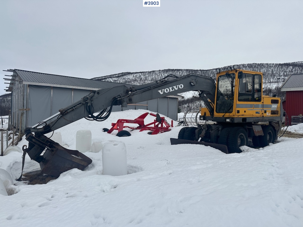 1998 Volvo EW150C wheel digger rep object w/ sanding bucket - Ekskavators: foto 1 1998 Volvo EW150C wheel digger rep object w/ sanding bucket - Ekskavators: foto 1