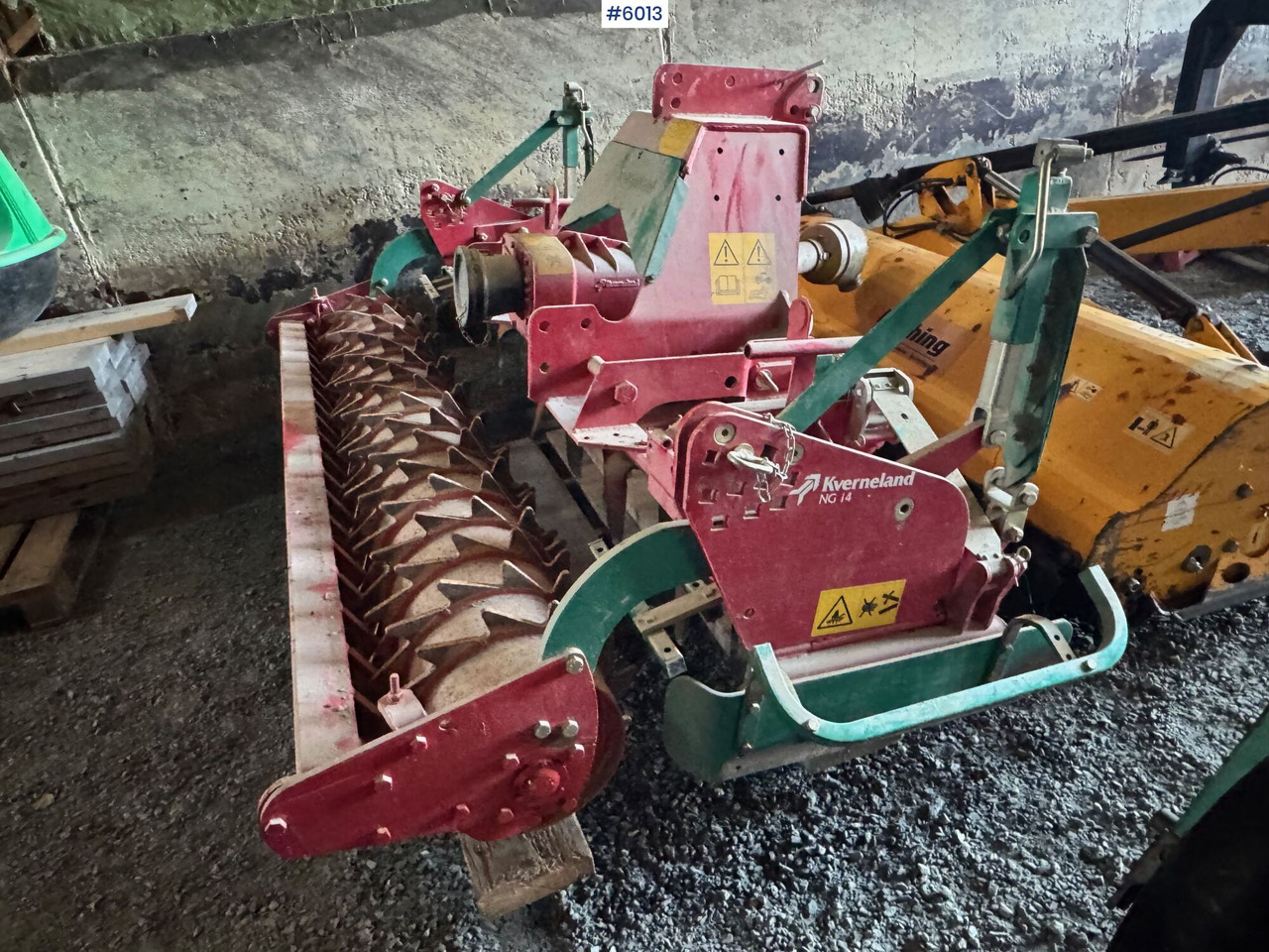 2000 Kverneland NG 14 250 horizontal tiller - Augsnes apstrādes tehnika: foto 2 2000 Kverneland NG 14 250 horizontal tiller - Augsnes apstrādes tehnika: foto 2