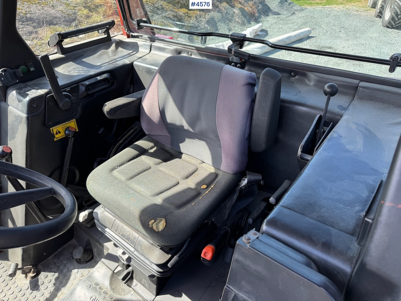 Traktors 2002 Fiat 110-90 DT w/front loader. 1590 hours!: foto 11