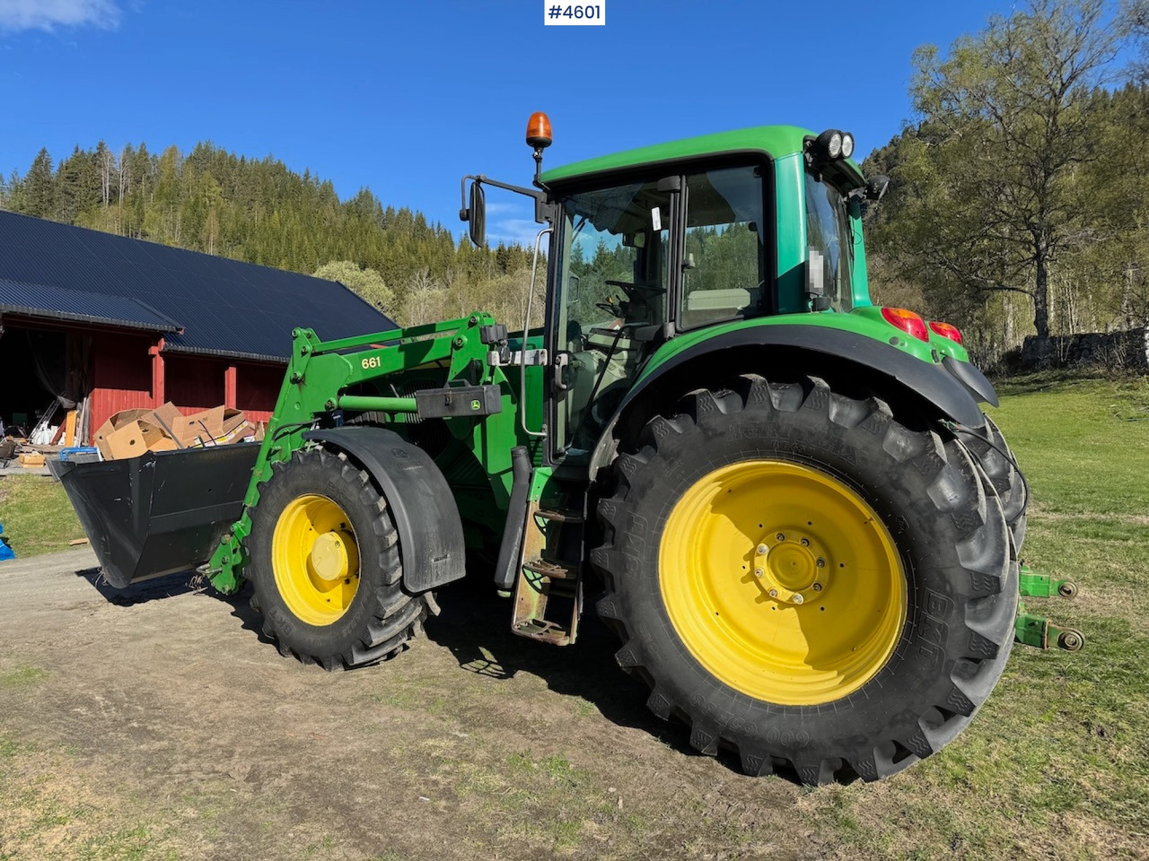 2003 John Deere 6620 w/front loader - Traktors: foto 2 2003 John Deere 6620 w/front loader - Traktors: foto 2