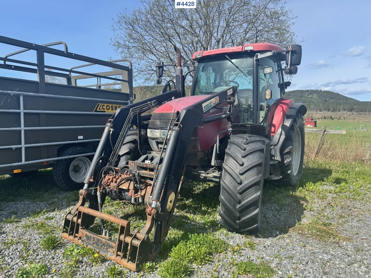 2004 Case MXU 135 4x4 w/ Front Loader. - Traktors: foto 1 2004 Case MXU 135 4x4 w/ Front Loader. - Traktors: foto 1