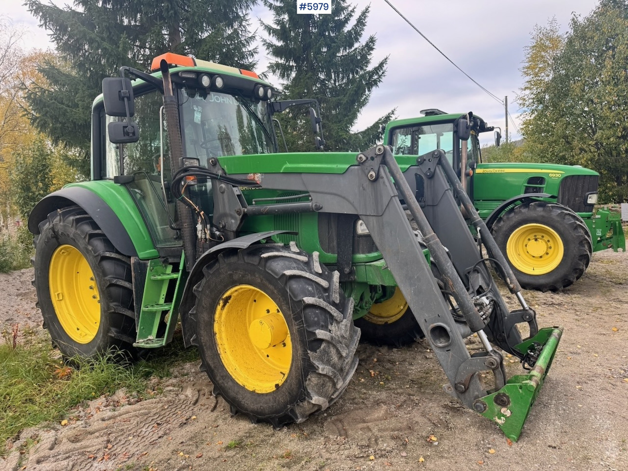 2005 John Deere 6420 with Front Loader - Traktors: foto 2 2005 John Deere 6420 with Front Loader - Traktors: foto 2