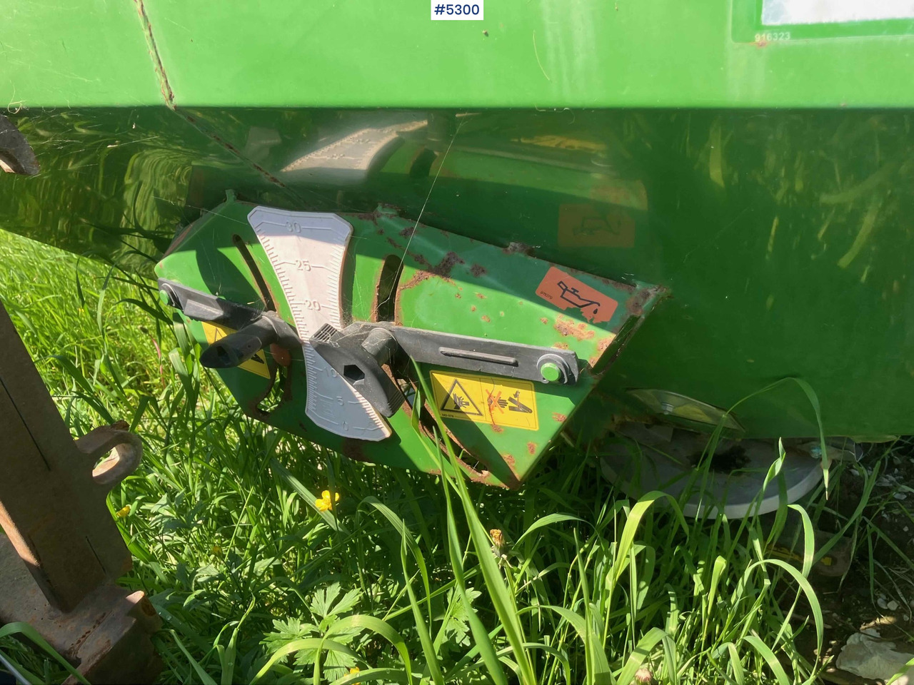 2006 Amazone ZA-X Perfect S 350 fertilizer spreader - Minerālmēslu izkliedētājs: foto 5 2006 Amazone ZA-X Perfect S 350 fertilizer spreader - Minerālmēslu izkliedētājs: foto 5