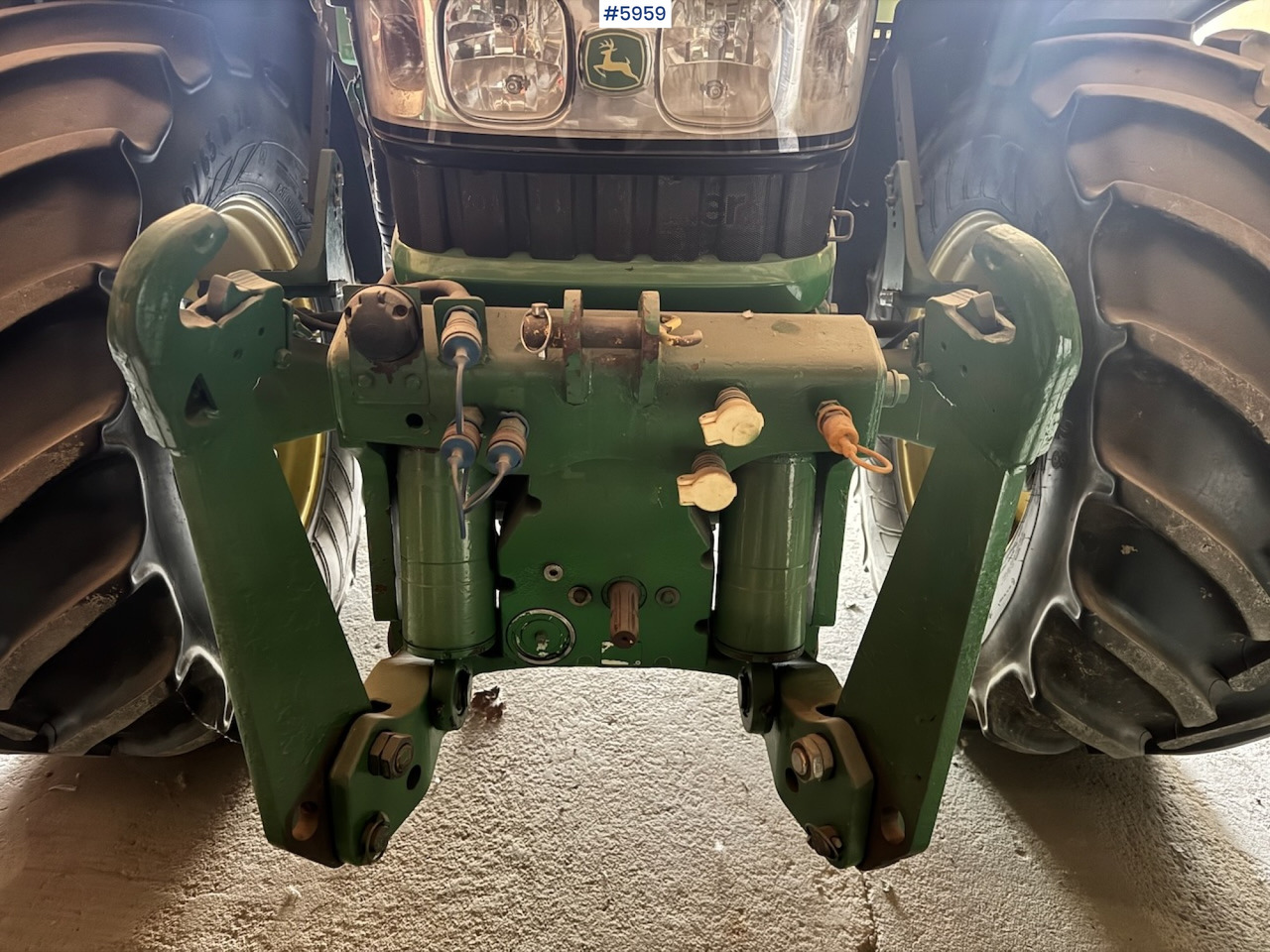 2007 John Deere 6930 w/ Front loader, hydraulics and Front PTO. Rep object. - Traktors: foto 4 2007 John Deere 6930 w/ Front loader, hydraulics and Front PTO. Rep object. - Traktors: foto 4