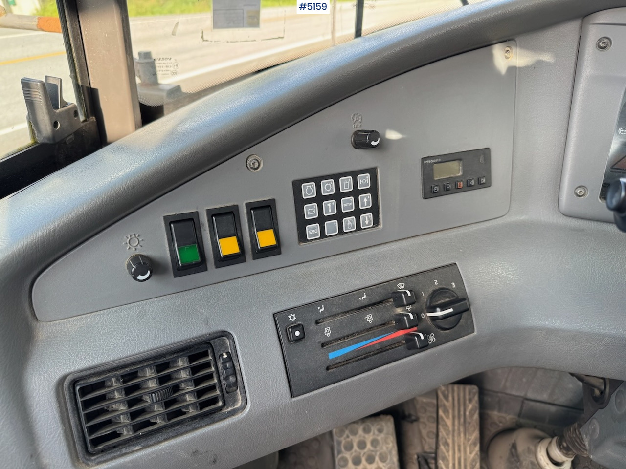 Artikulētias pašizgāzējs 2008 Volvo A25E 6x6: foto 11
