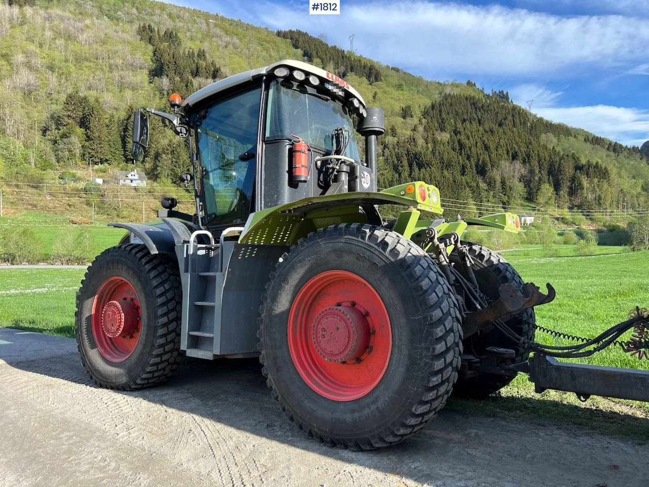 2009 Claas Xerion 3800 - Traktors: foto 4 2009 Claas Xerion 3800 - Traktors: foto 4