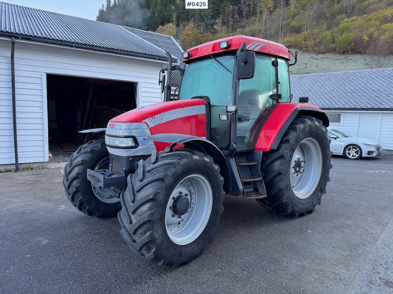 2010 McCormick MC130 Low hours! - Traktors: foto 2 2010 McCormick MC130 Low hours! - Traktors: foto 2