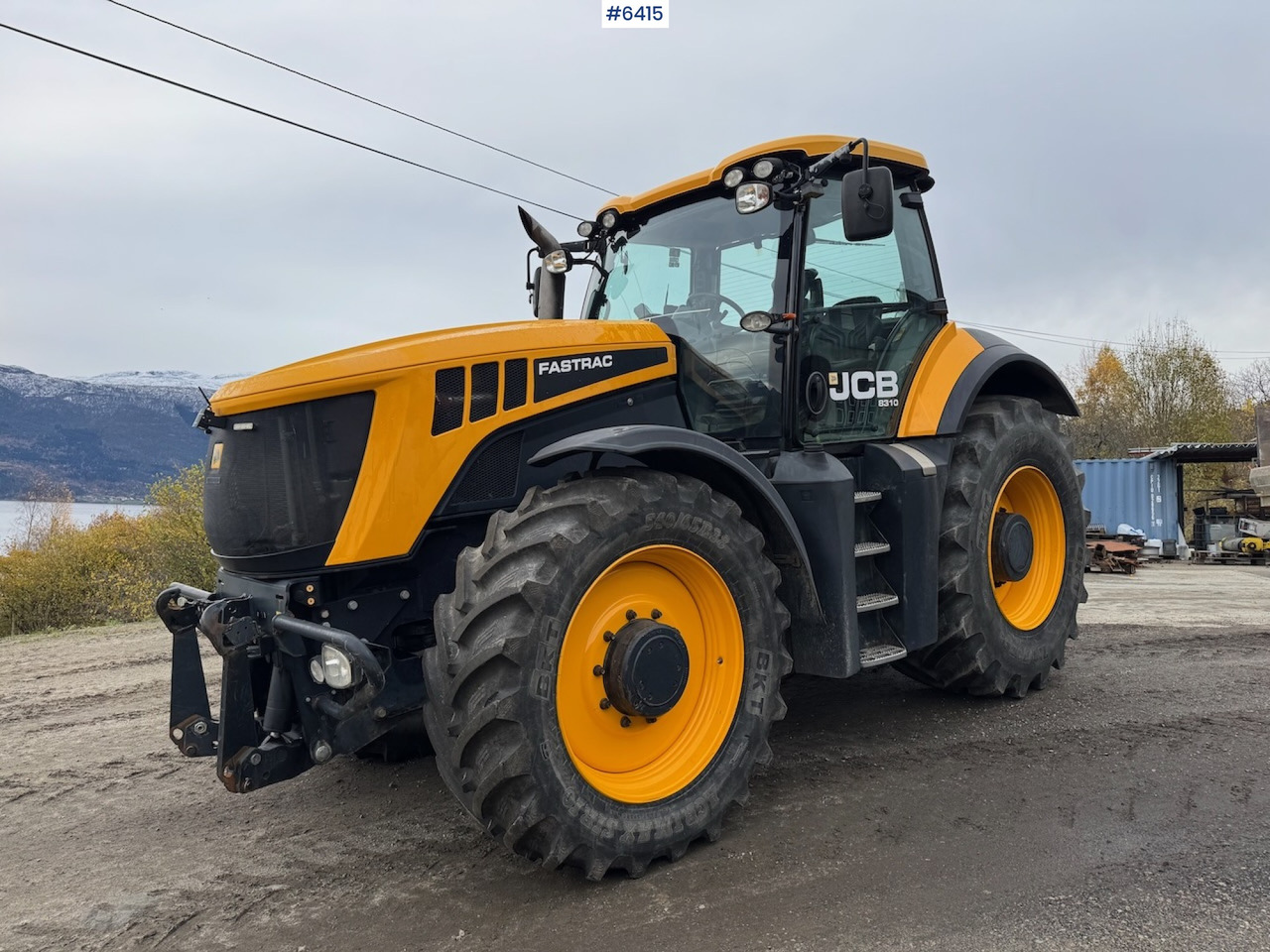 2012 JCB 8310 Fastrac w/ front hydraulics. - Traktors: foto 2 2012 JCB 8310 Fastrac w/ front hydraulics. - Traktors: foto 2