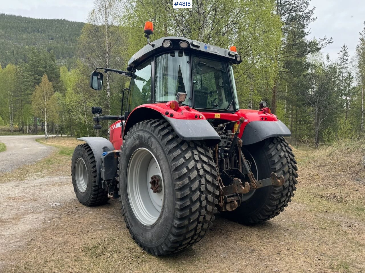 2013 Massey Ferguson 7616 w/ front loader, bucket pallet forks and 2 sets of wheels. WATCH VIDEO - Traktors: foto 5 2013 Massey Ferguson 7616 w/ front loader, bucket pallet forks and 2 sets of wheels. WATCH VIDEO - Traktors: foto 5
