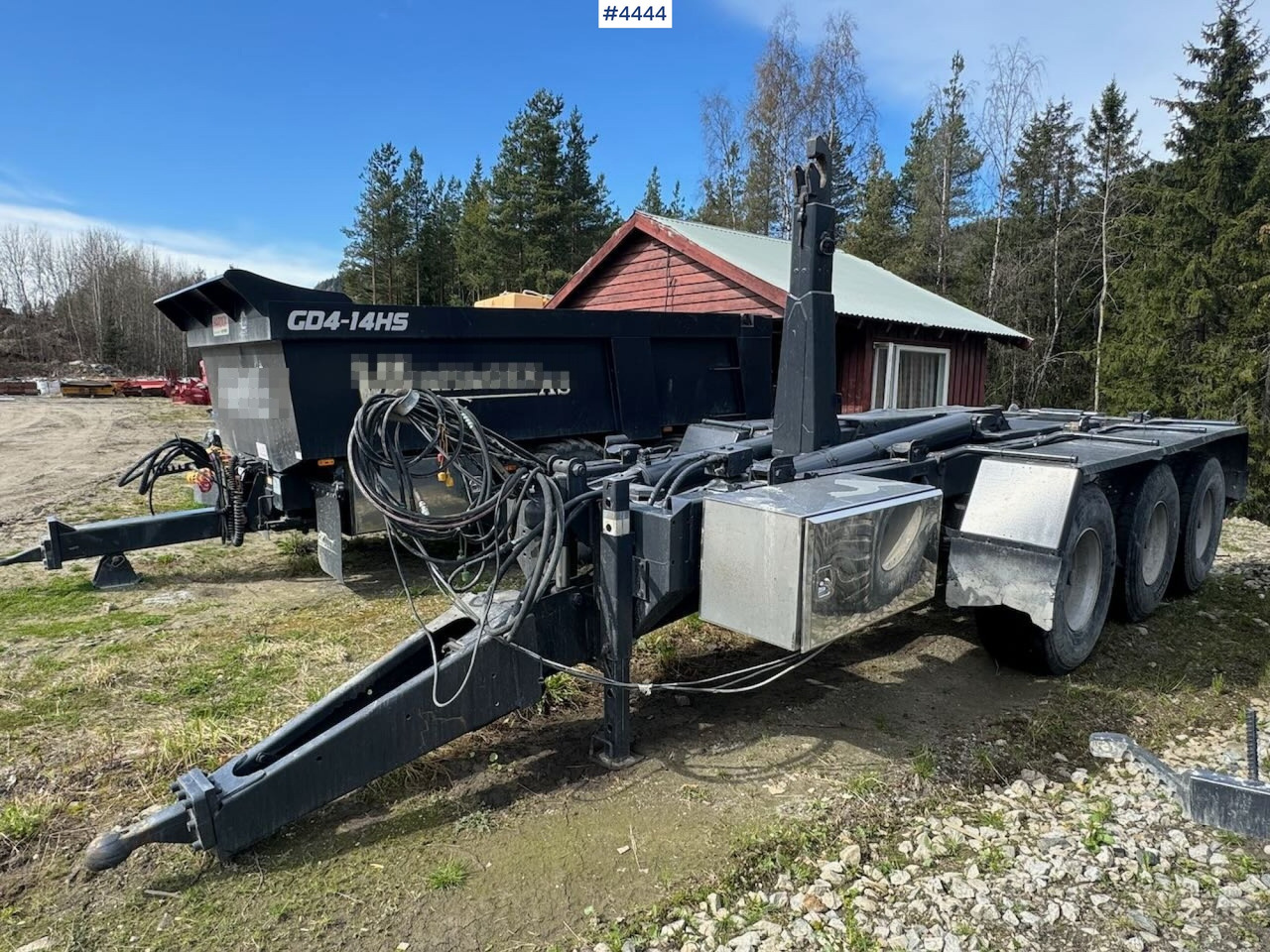 2015 Fliegl hook trailer - Piekabe zema profila platforma: foto 1 2015 Fliegl hook trailer - Piekabe zema profila platforma: foto 1
