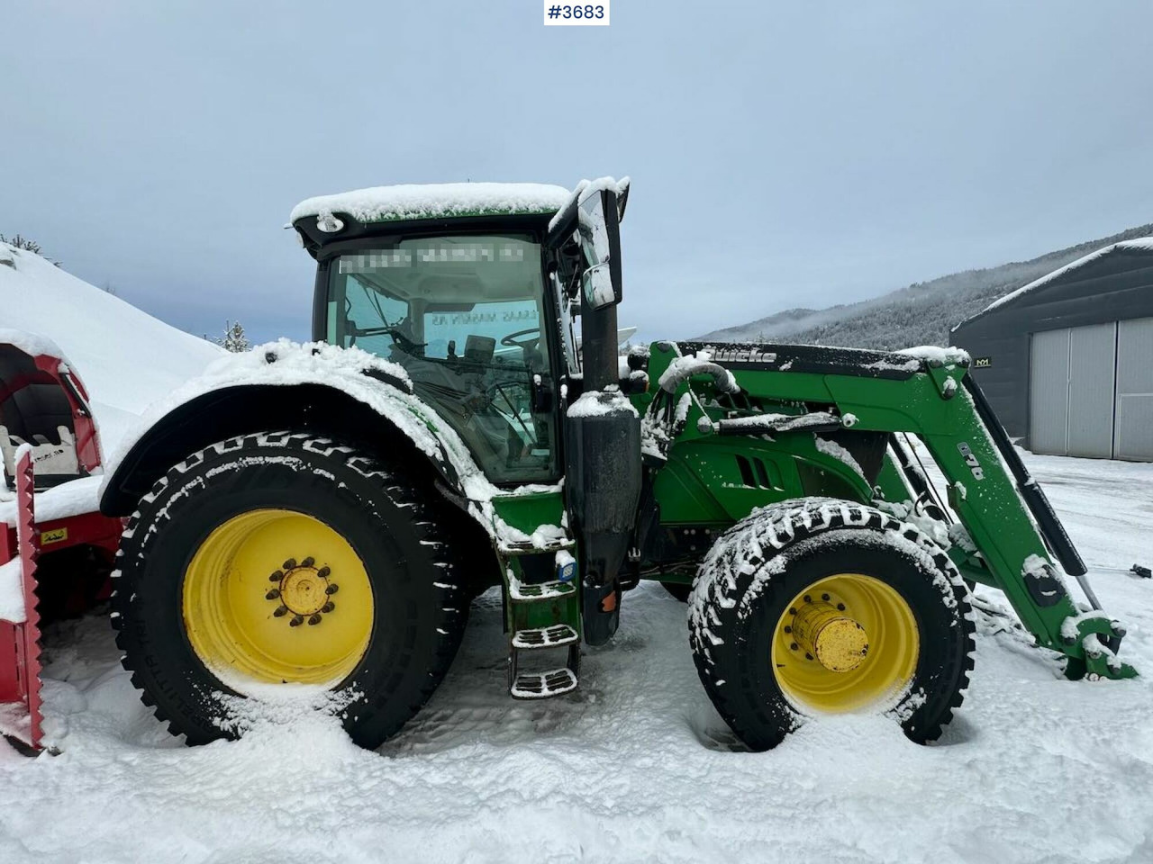 2016 John Deere 6175R 4x4 w/ front loader - Traktors: foto 1 2016 John Deere 6175R 4x4 w/ front loader - Traktors: foto 1
