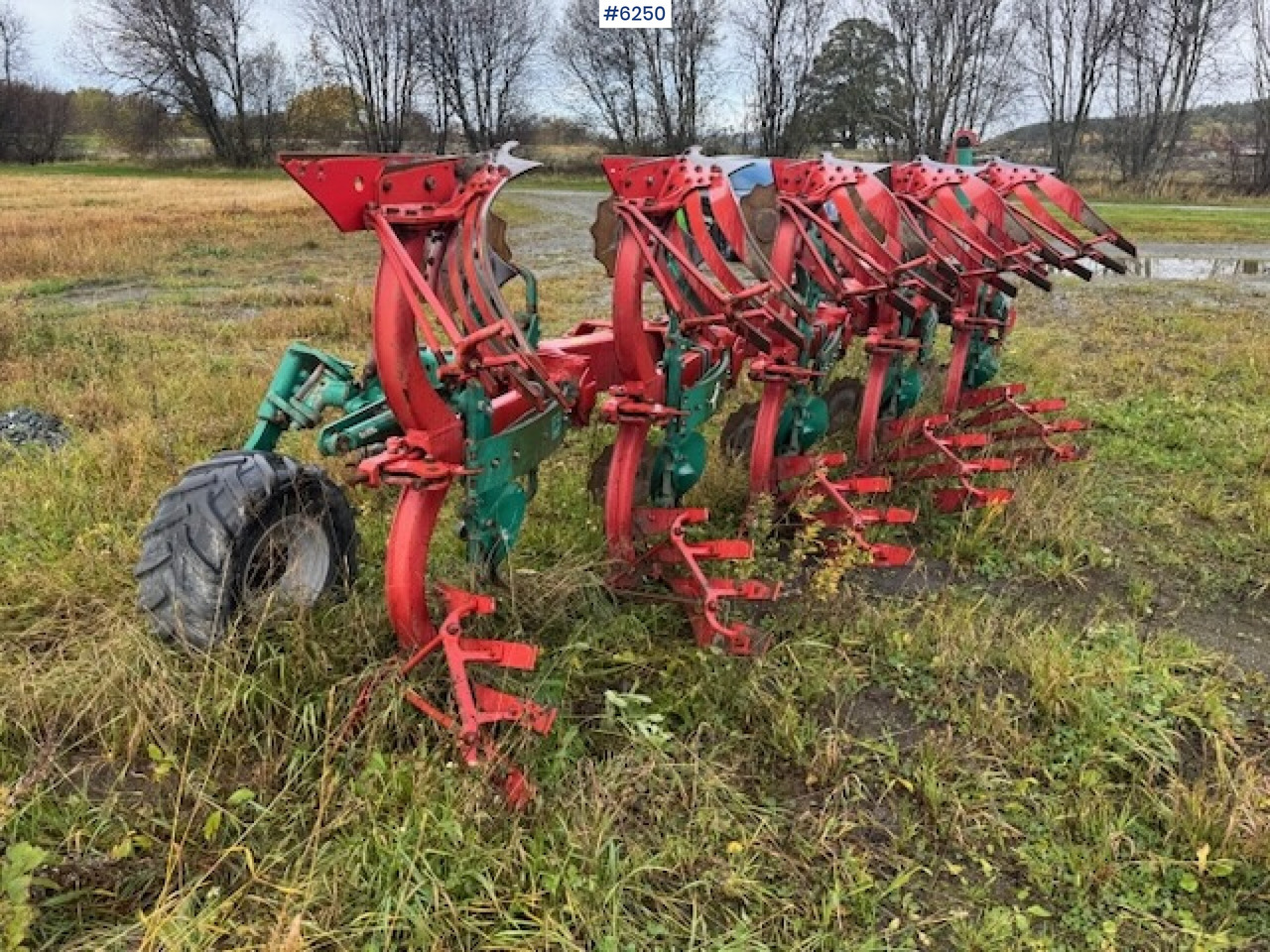 2017 Kverneland EG 5-coil reversible plow w/ new coulters and extra equipment! - Augsnes apstrādes tehnika: foto 4 2017 Kverneland EG 5-coil reversible plow w/ new coulters and extra equipment! - Augsnes apstrādes tehnika: foto 4