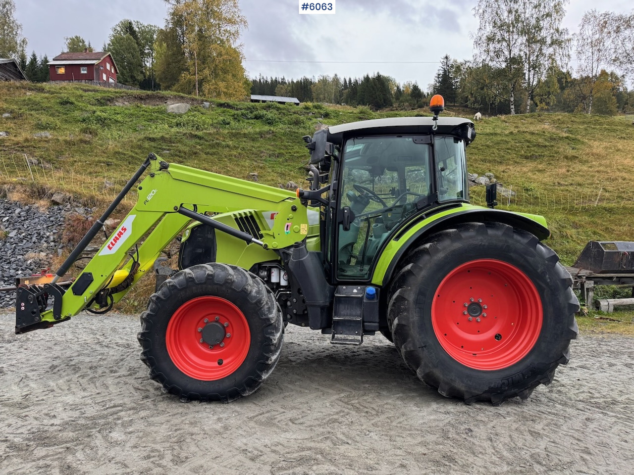 2018 Claas Arion 460 m front loader, front hydraulics and front PTO. - Traktors: foto 1 2018 Claas Arion 460 m front loader, front hydraulics and front PTO. - Traktors: foto 1