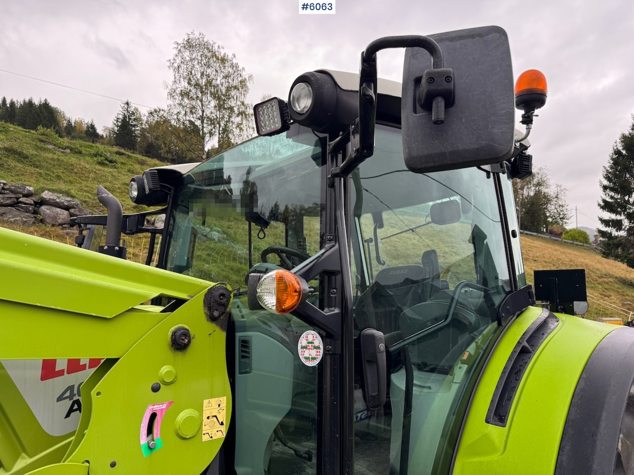 2018 Claas Arion 460 m front loader, front hydraulics and front PTO. - Traktors: foto 3 2018 Claas Arion 460 m front loader, front hydraulics and front PTO. - Traktors: foto 3