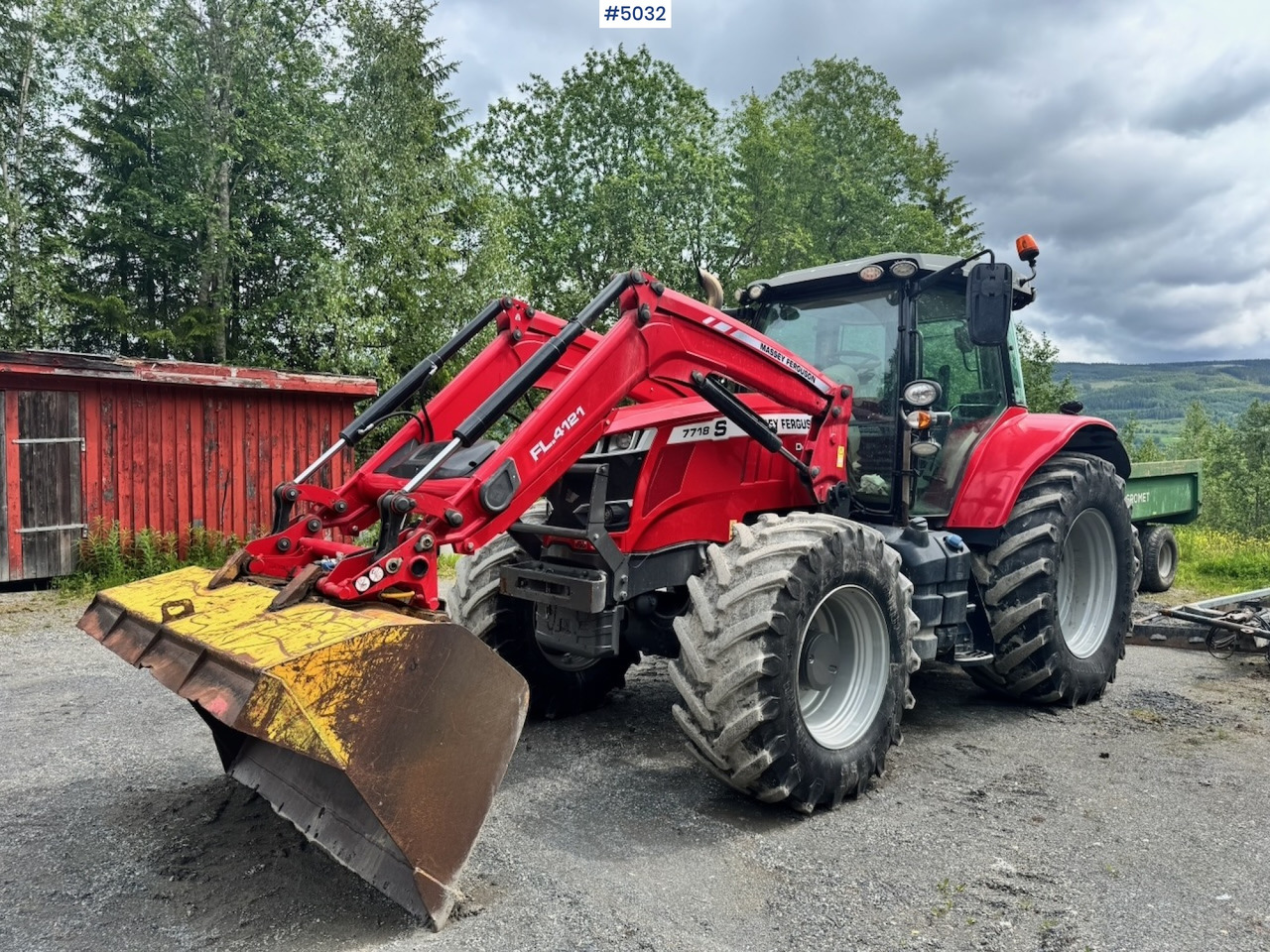 2018 Massey Ferguson 7788 4x4 w/ Front loader and bucket. - Traktors: foto 1 2018 Massey Ferguson 7788 4x4 w/ Front loader and bucket. - Traktors: foto 1