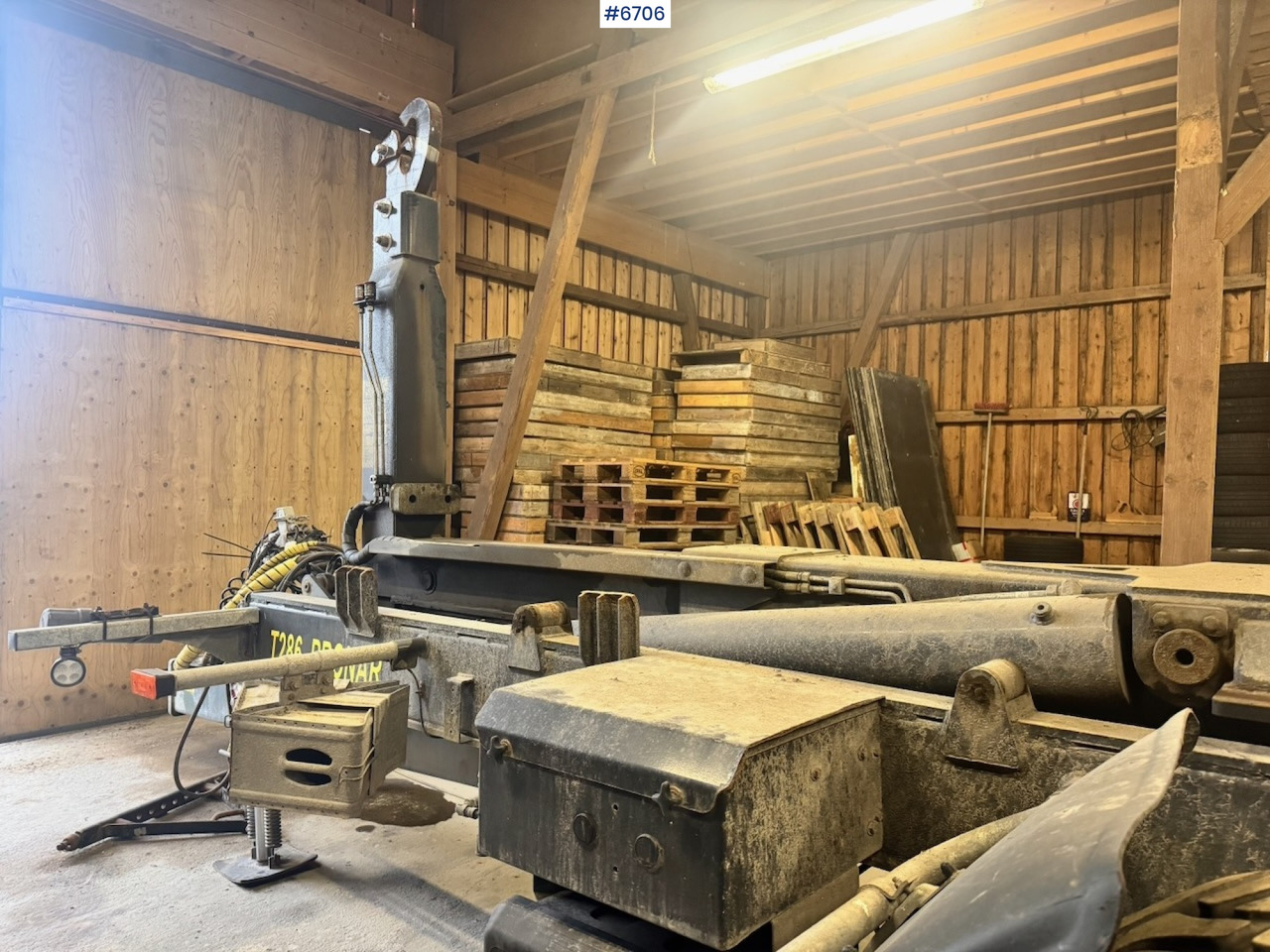 Lauksaimniecības piekabe 2019 Pronar T286 Hook Trailer for Tractor: foto 13 Lauksaimniecības piekabe 2019 Pronar T286 Hook Trailer for Tractor: foto 13