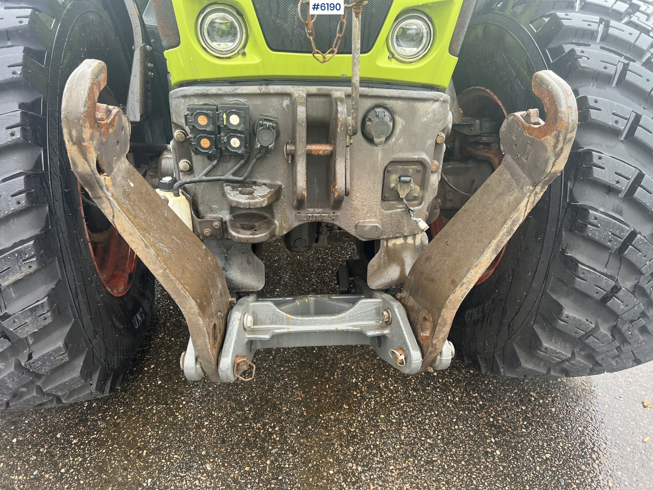 2021 Claas Axion 830 tractor w/ front hydraulics - Traktors: foto 5 2021 Claas Axion 830 tractor w/ front hydraulics - Traktors: foto 5