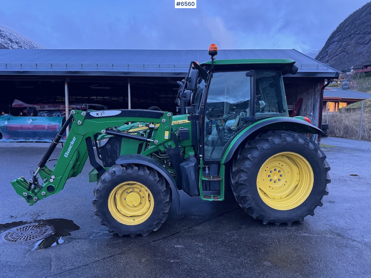 2021 John Deere 5100M w/ front loader. 958 Hours! - Traktors: foto 2 2021 John Deere 5100M w/ front loader. 958 Hours! - Traktors: foto 2