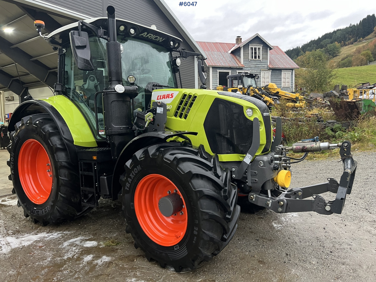 2023 Claas Arion 550 w/ quicke front loader with weight and PTO and front hydraulics - Traktors: foto 2 2023 Claas Arion 550 w/ quicke front loader with weight and PTO and front hydraulics - Traktors: foto 2