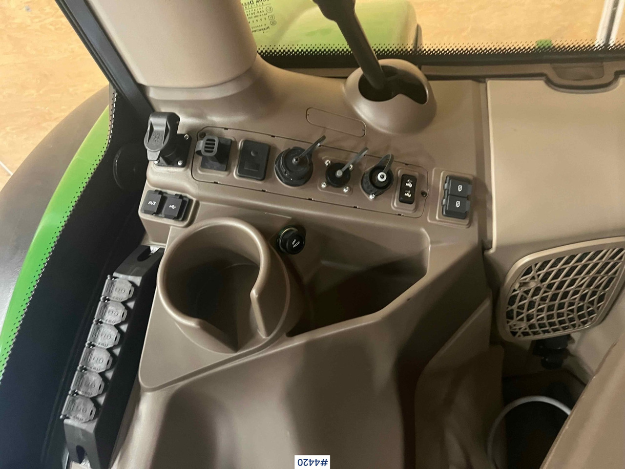Traktors 2024 John Deere 6150R w/ Quicke Front Loader & Bucket: foto 24
