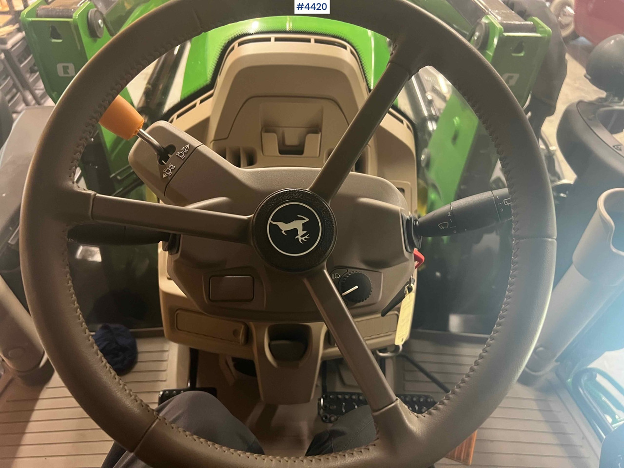 Traktors 2024 John Deere 6150R w/ Quicke Front Loader & Bucket: foto 12