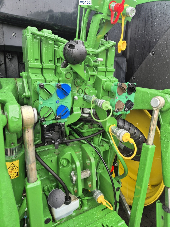 2024 John Deere 6155M w/ front hydraulics & PTO - Traktors: foto 4 2024 John Deere 6155M w/ front hydraulics & PTO - Traktors: foto 4