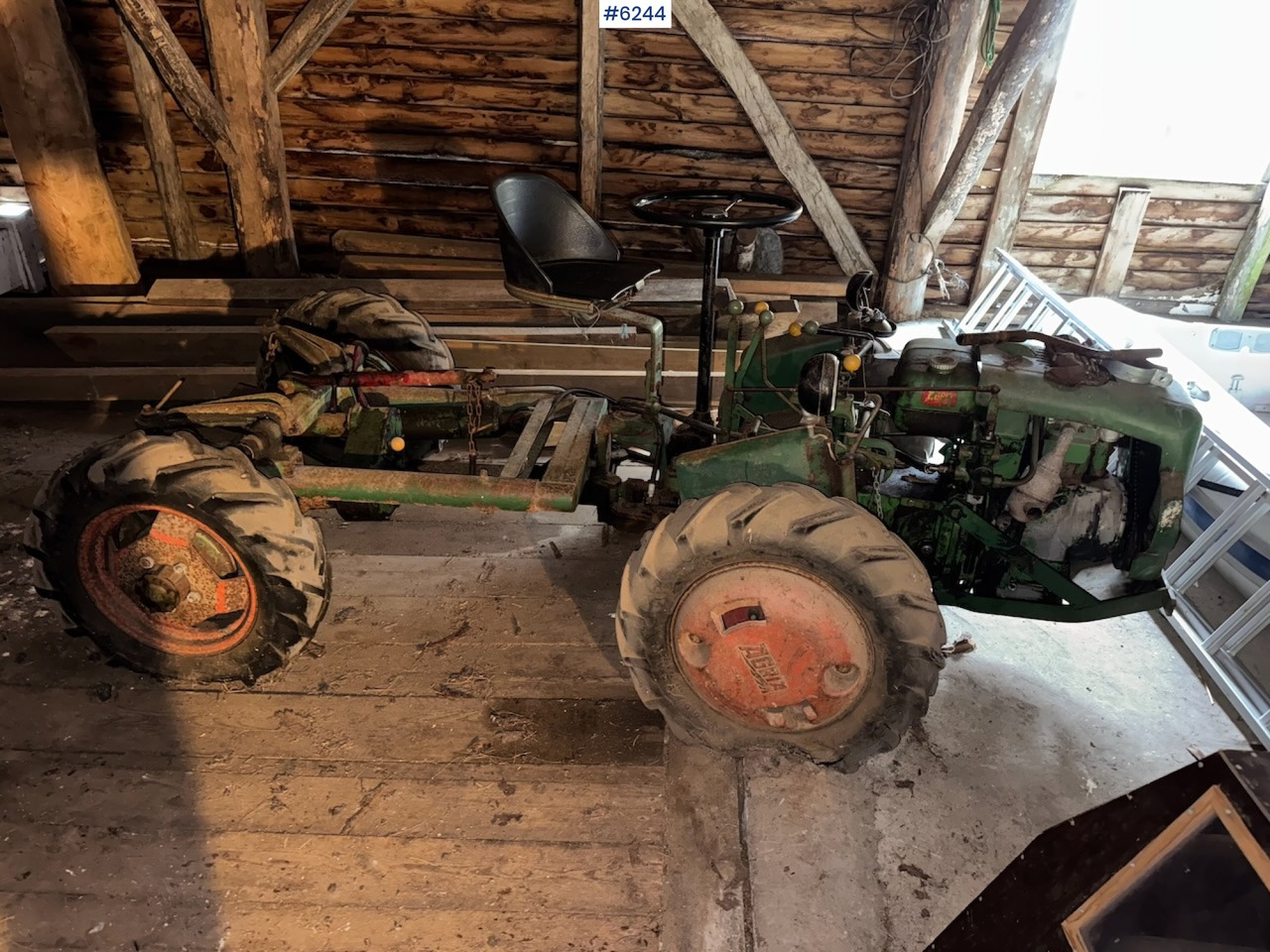 Agria Basen 4x4 - Traktors: foto 3 Agria Basen 4x4 - Traktors: foto 3