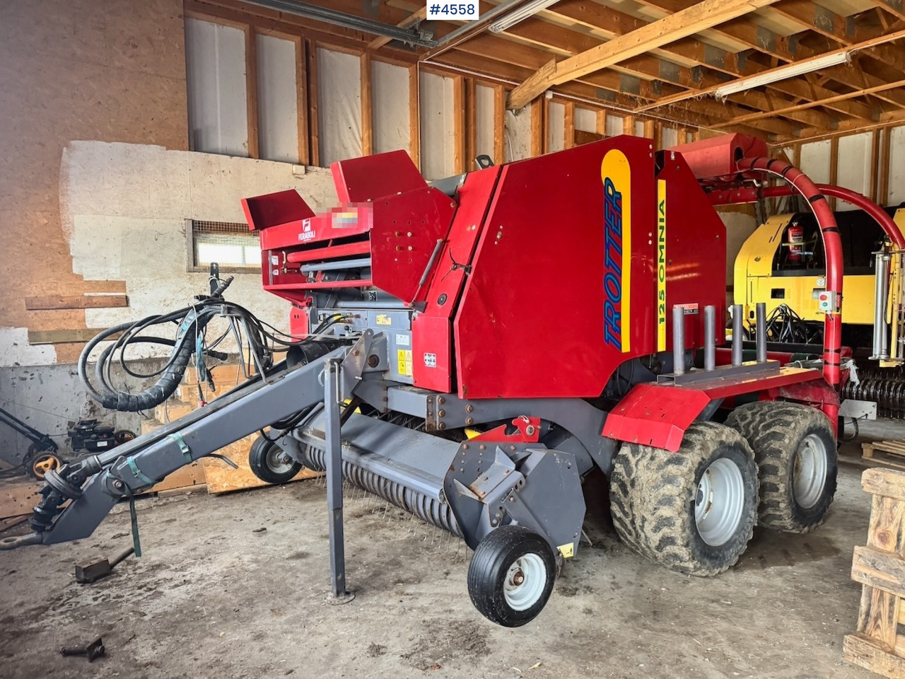 Approx. 2010 FeraBoli Omnia 125 Round Baler - Siena sagatavošanas tehnika: foto 1 Approx. 2010 FeraBoli Omnia 125 Round Baler - Siena sagatavošanas tehnika: foto 1